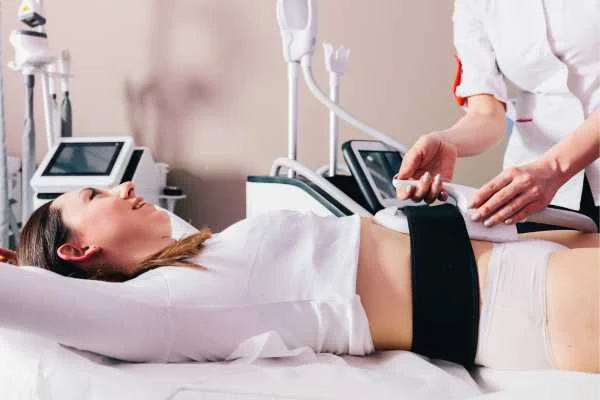 woman having body sculpting to help improve her body image and her mental health Kent